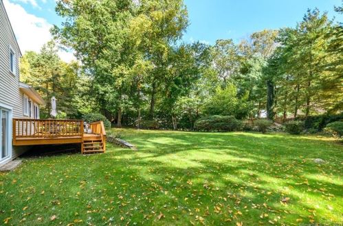 46 Idlewood Pl, Stamford, CT 06905-2410