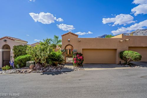 4607 Shastan Way, Tucson, AZ 85718-3568