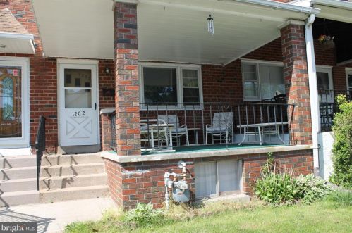 1202 Washington St, Norristown, PA 19401-4313