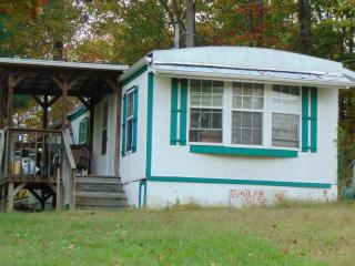 227 Willie Ln, Tazewell, TN 37879-4977