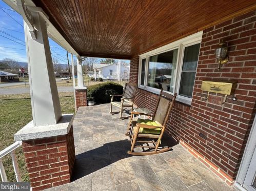201 8th Ave, Richmond National Battlefiel VA  22835-1524 exterior