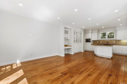 91 Old Course Dr, Newport Beach CA  92660-4268 exterior