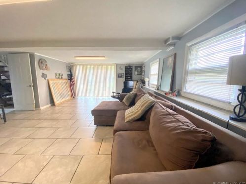 165 Juniper Ridge Dr, Waterbury CT  06708-1934 exterior