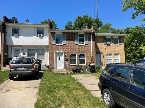 2357 Henrianne Ct, Cincinnati, OH 45225-1111
