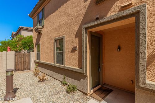 7510 30th Run, Phoenix, AZ 85042-6053