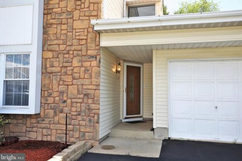 1 Allison Rd, East Windsor NJ  08520-2629 exterior