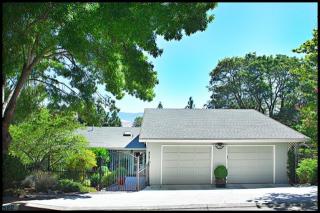 580 Weller Ln, Ashland, OR 97520-3134