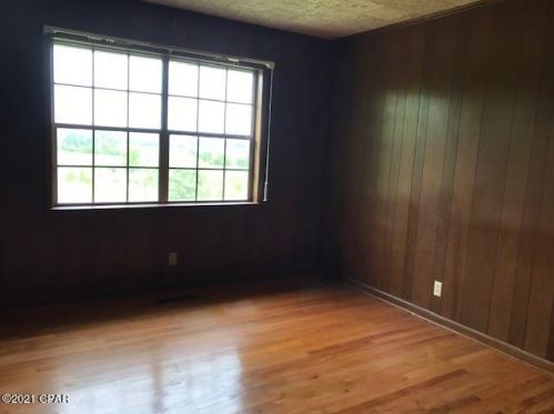 5224 Blue Springs Rd, Marianna FL  32446-6429 exterior