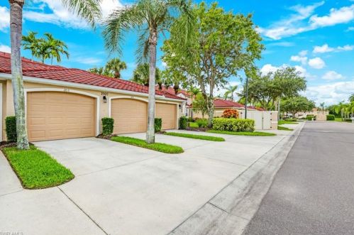 2920 Cypress Trace Cir, Naples, FL 34119-8447
