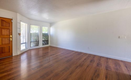 28 Clover St, Woodland CA  95695-3108 exterior