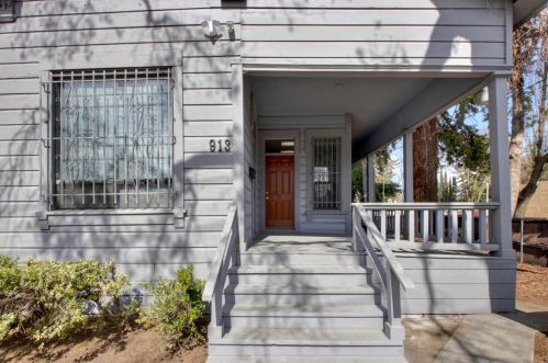 913 Court St, Woodland CA  95695-3519 exterior