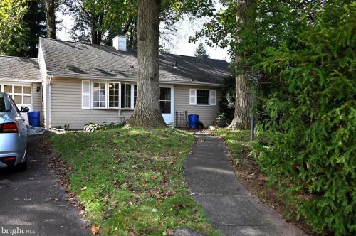 346 Andover Rd, Fairless Hills, PA 19030-2233