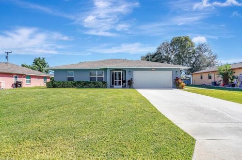 3036 42nd Ter, Naples, FL 34116-8332