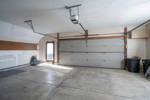 1224 Countryside Dr, Washington Ch OH  43160-1804 exterior