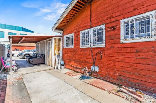 15207 Vermont Ave, Gardena CA  90247-4103 exterior