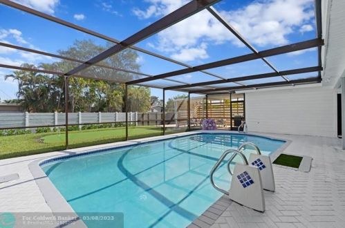 1831 56 Ave, Hollywood FL exterior