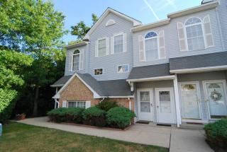 36 Victory Ct, Dover, NJ 07801-5561