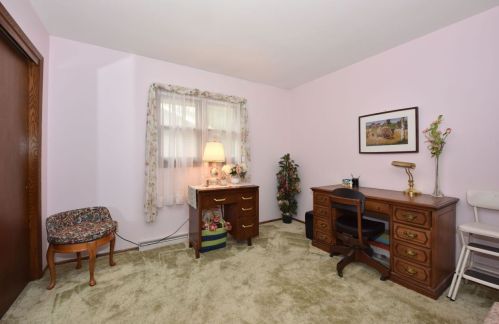 7012 Van Beck Ave, Milwaukee WI 53207-4460 exterior