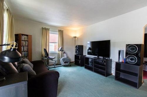 935 Howden St, Pittsburgh, PA 15202-2837