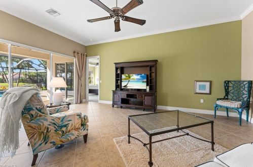 9463 Quarry Dr, Naples FL  34120-5223 exterior