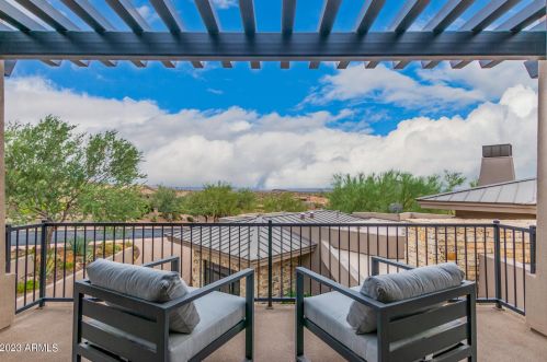 9710 Palisades Blvd, Scottsdale AZ 85268-2755 exterior