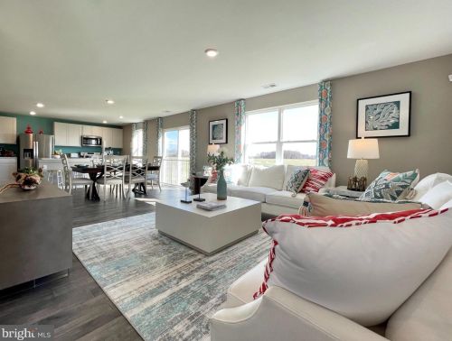 422 Grainery Way, Seaford DE  19973-7611 exterior