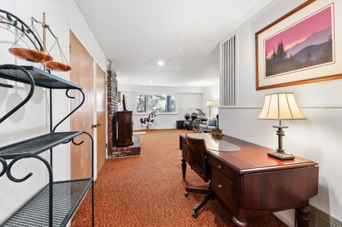 12726 Richards Blvd, Truckee CA  96161 exterior