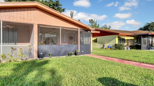 14195 Campanelli Dr, Delray Beach, FL 33484-2537