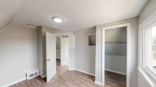 20 Ashworth St, Manchester CT  06040-5515 exterior