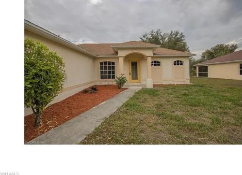 2815 42nd St, Lehigh Acres, FL 33976-4727