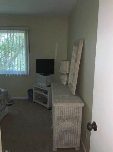 264 Palm Dr, Naples FL  34112-4913 exterior