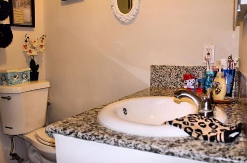 8409 Olympic Blvd, Pico Rivera CA  90660-2268 exterior