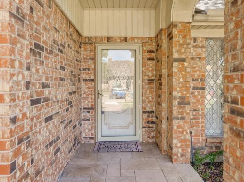 6512 Elkhurst Dr, Plano, TX 75023-1613