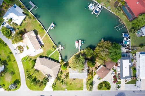 108 Lyons Bay Rd, Nokomis FL 34275-3015 exterior