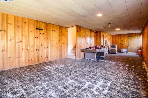 6171 Brookside Ave, Oakland CA 94618-1828 exterior