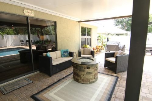 1261 Bramley Ln, Deland, FL 32720-0847