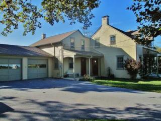 884 Centerville Rd, Lancaster, PA 17601-1426