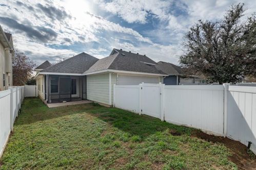 9833 Cedarcrest Dr, Aubrey TX  76227-5413 exterior