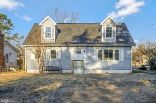 419 Hamilton St, Fredericksburg VA  22408-2931 exterior