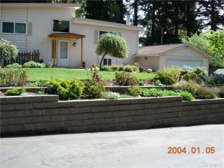 3215 238th St, Lynnwood, WA 98036-8424