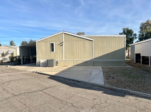 562 Channel Way, Chemehuevi, CA 92363-3721