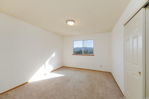 27841 Poppy Dr, Willits CA  95490-9060 exterior