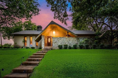 1521 Sharon Dr, Duncanville, TX 75137-4013