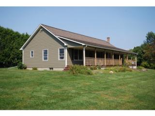 192 Nichols Rd, Barre, VT 05641-9077