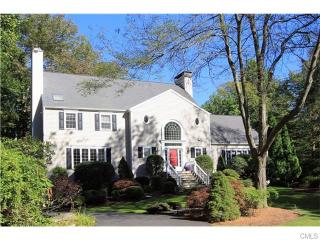 6 Morganti Ct, Ridgefield, CT 06877-5640