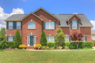6035 Shannon Valley Farms Blvd, Knoxville, TN 37918-8186