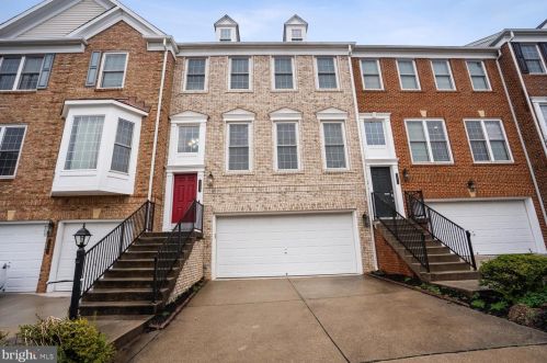 9269 Laurel Ridge Crossing Rd, Lorton VA  22079-2960 exterior