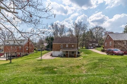 218 Elfinwild Ln, Glenshaw, PA 15116-1451