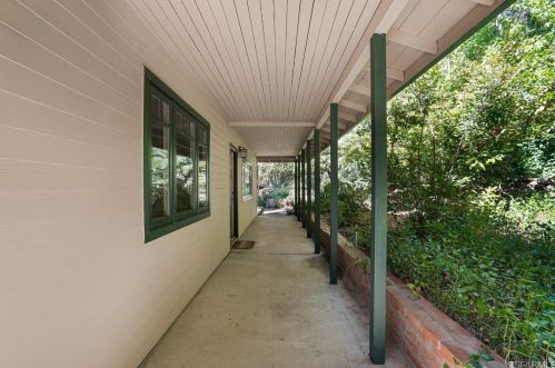 21581 Bertram Rd, San Jose, CA 95120-4325