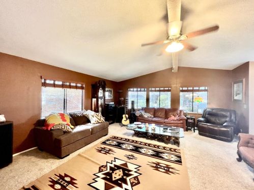 6938 Hidden Brook Ln, Citrus Heights CA  95621-8373 exterior
